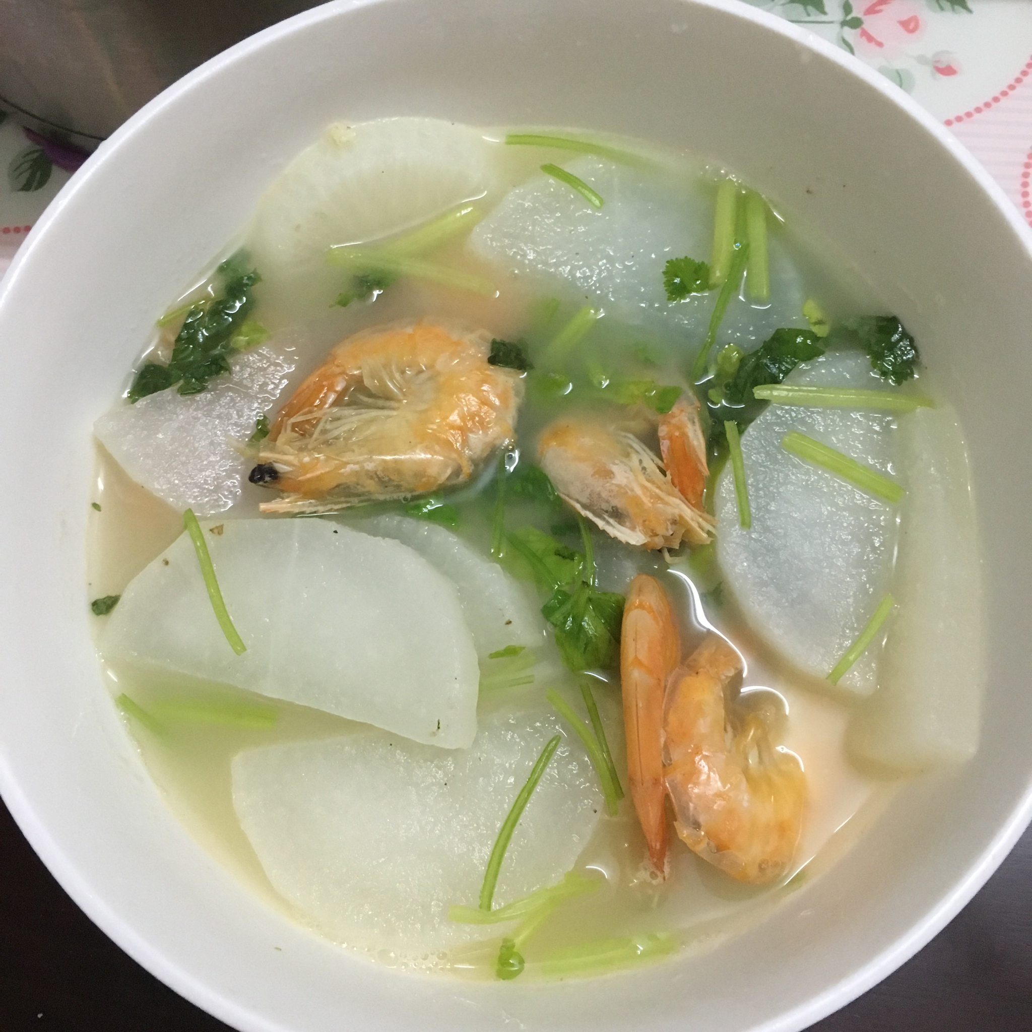 虾干萝卜汤