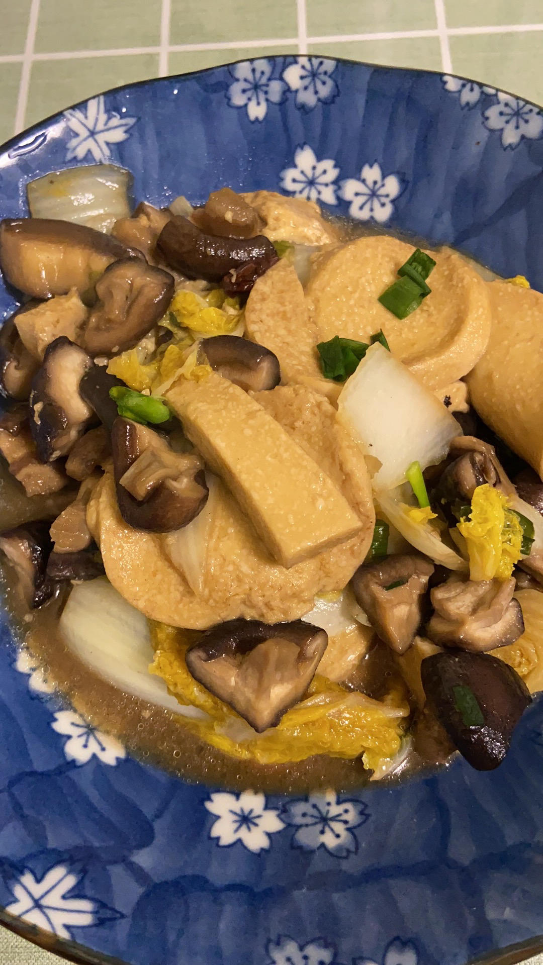 香菇木耳烧素鸡