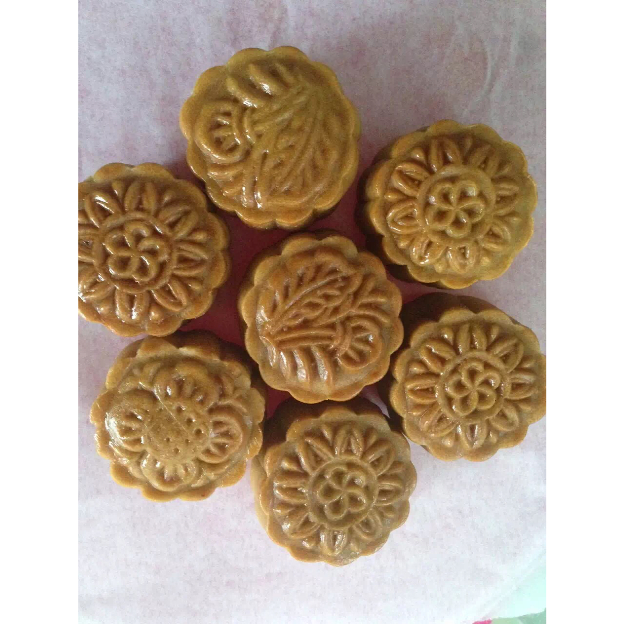 广式月饼——蛋黄莲蓉月饼