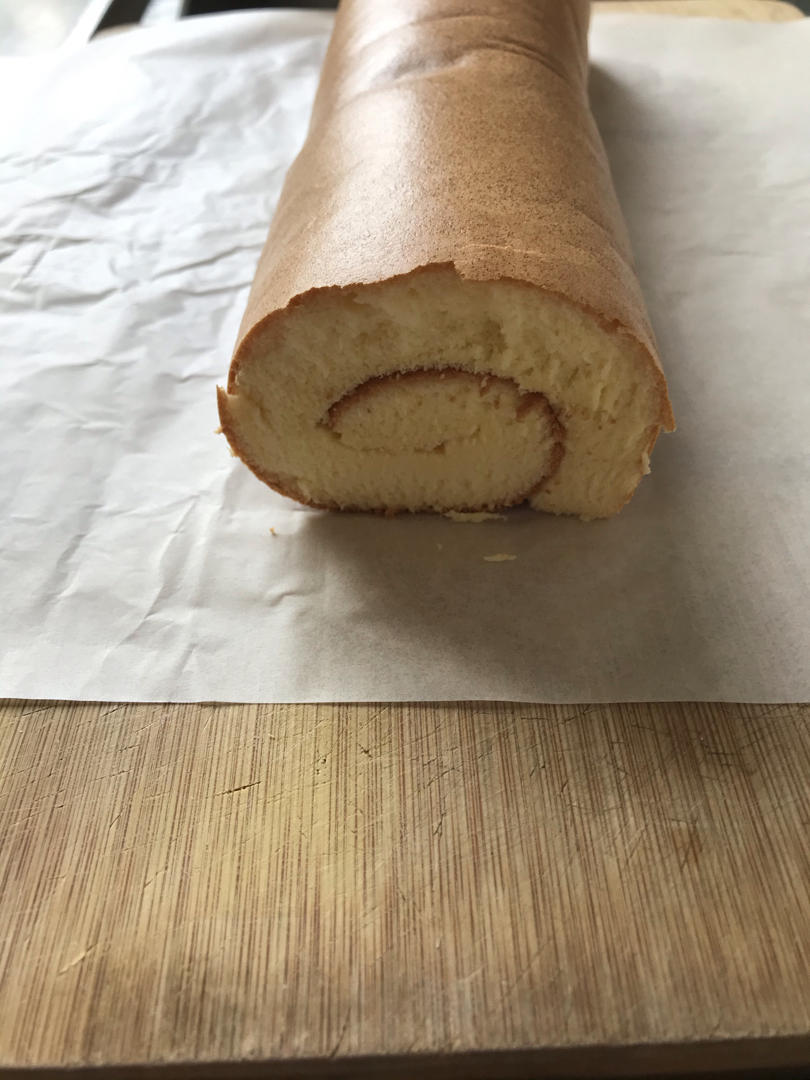 蛋糕卷这样做‼️不掉皮不开裂（小视频食谱）