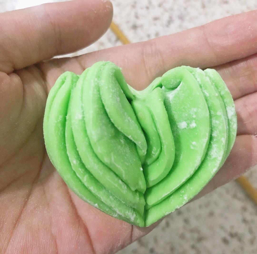 菠菜汁心形馒头 花卷（一次性发酵超治愈）