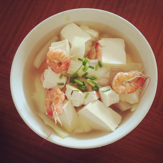 豆腐海鲜酸辣汤