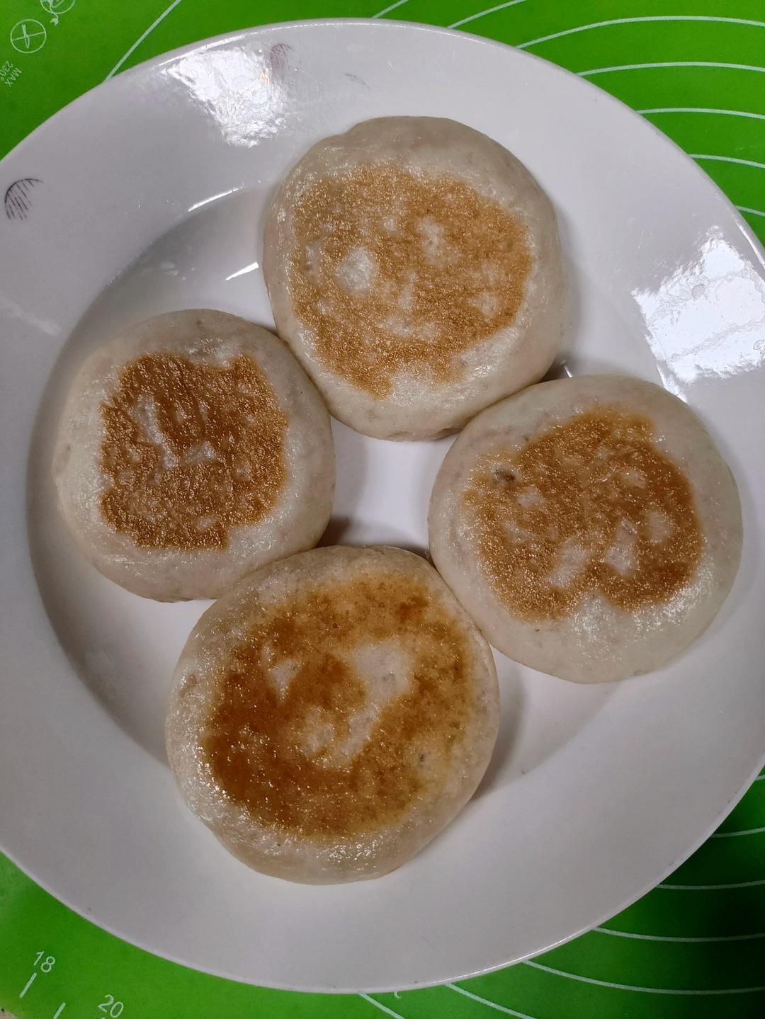苹果糯米饼，制作简单，外层香脆，内里软糯甜蜜，超级好吃。