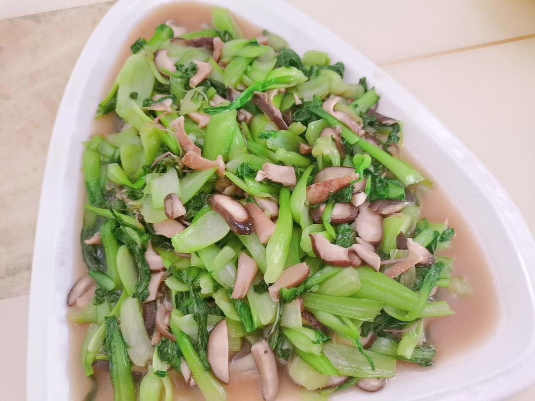 上海青炒香菇