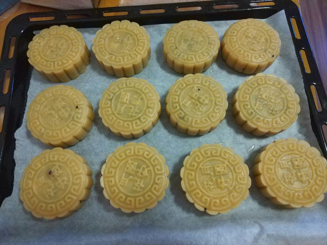 广式五仁月饼 Moon Cakes with Mixed Nuts