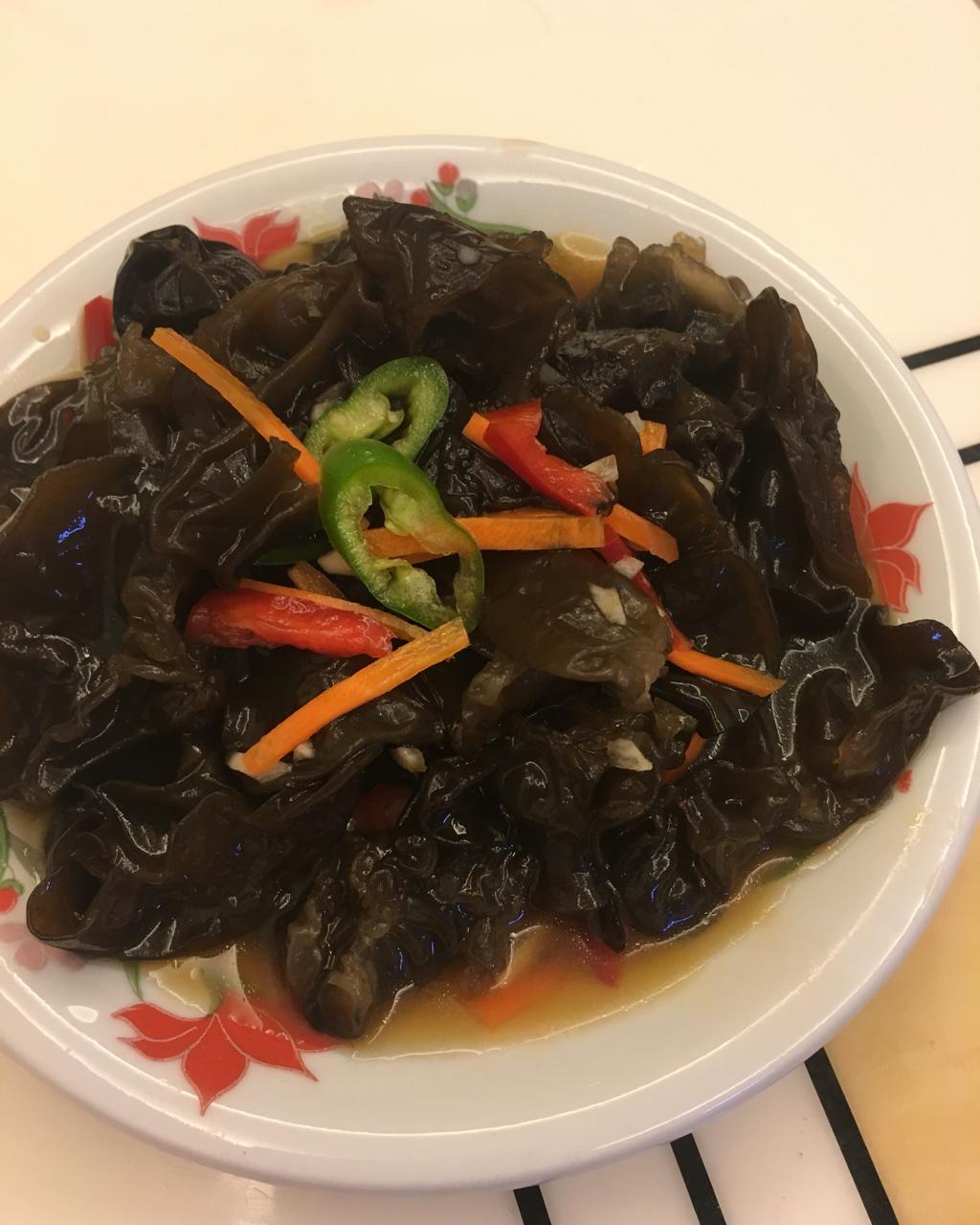 凉拌黑木耳