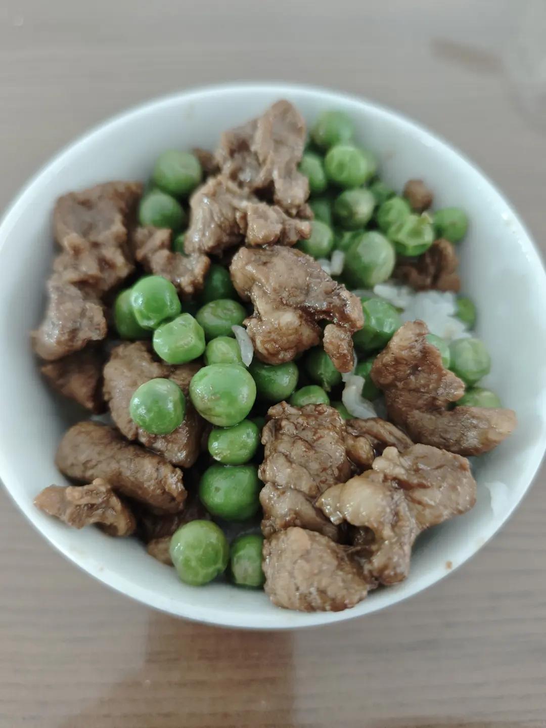 豌豆炒肉沫