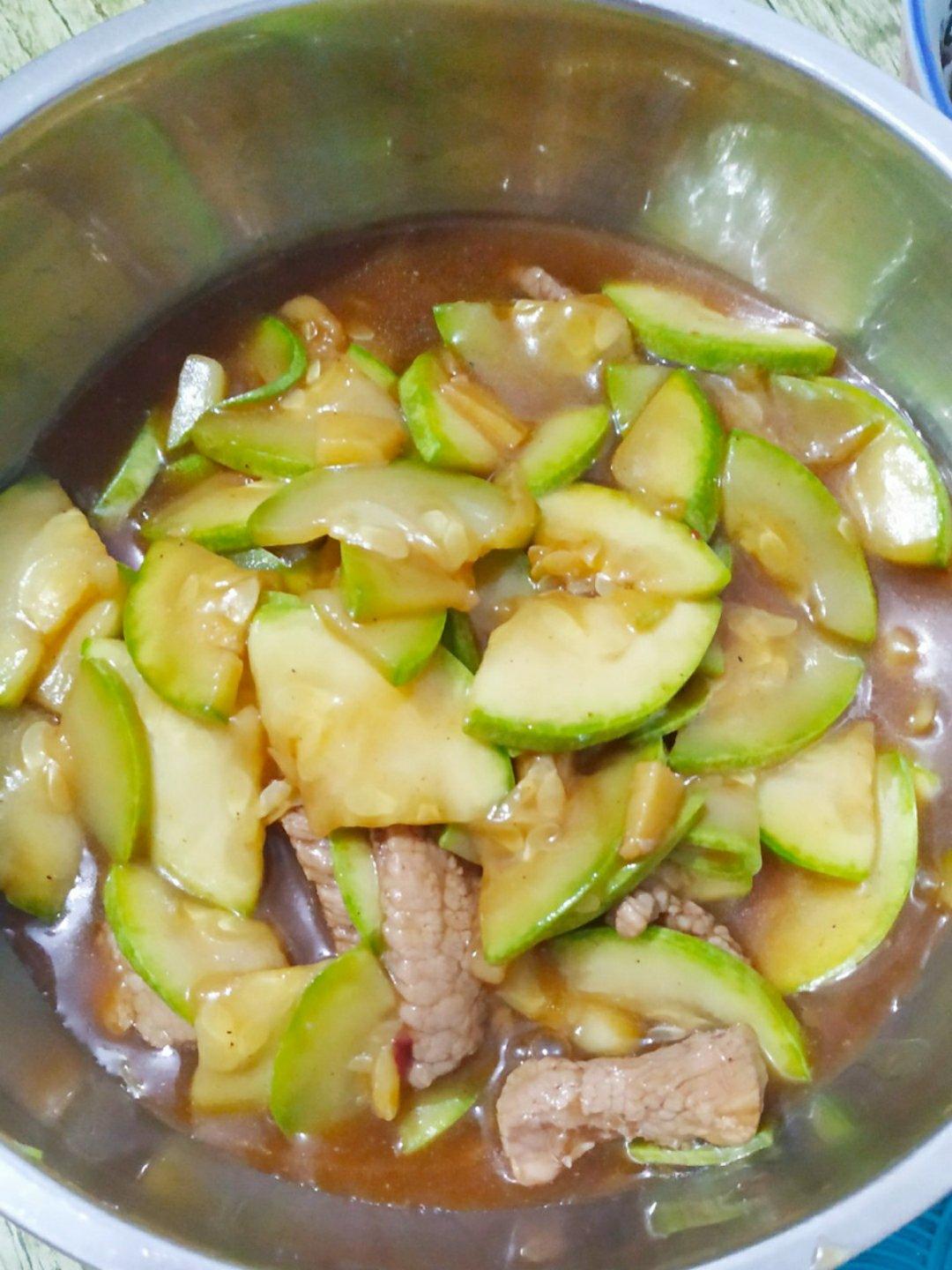 西葫芦炒肉