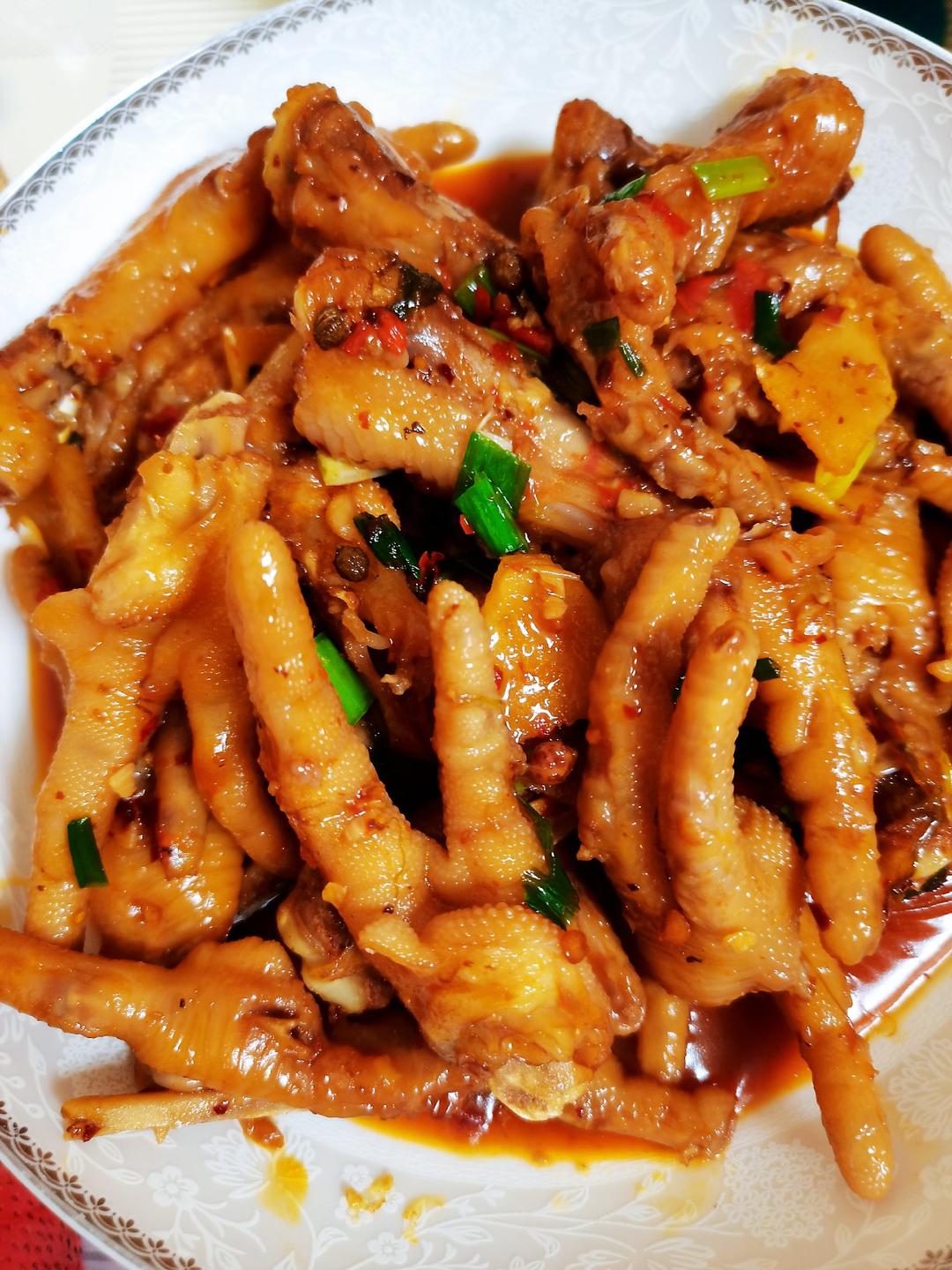 香辣烧鸡爪