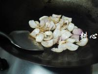油焖海鲜酱排骨的做法 步骤8