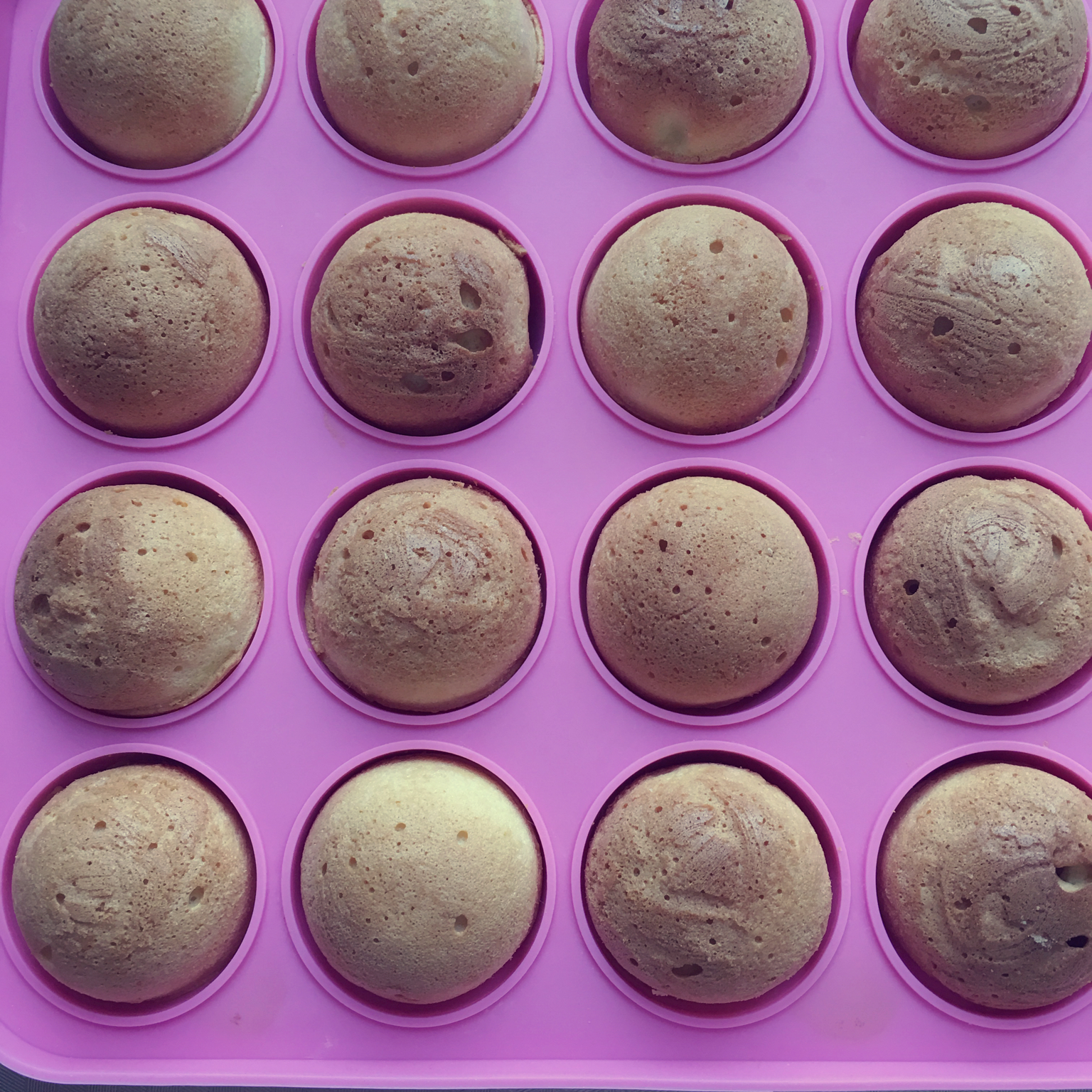 轻松满模的无添加棒棒糖蛋糕胚