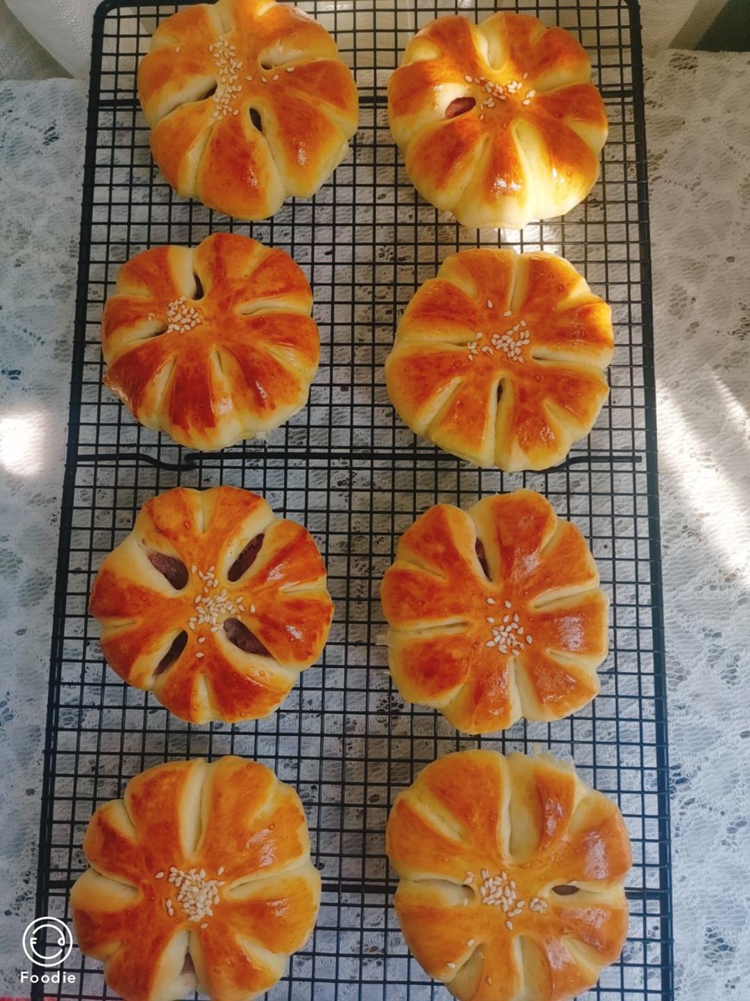 豆沙花朵面包