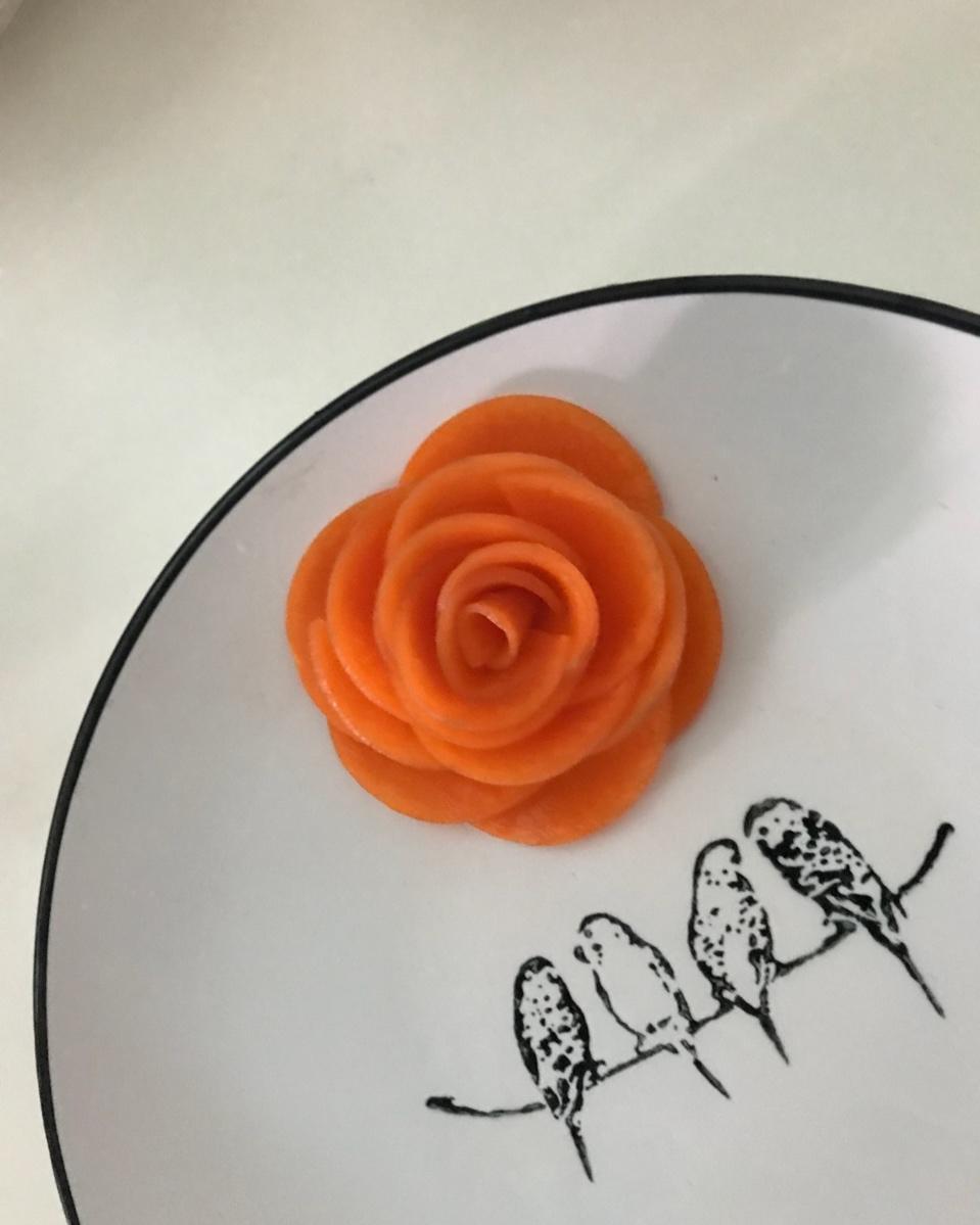 我是啊喵做的花开富贵(红)萝卜花