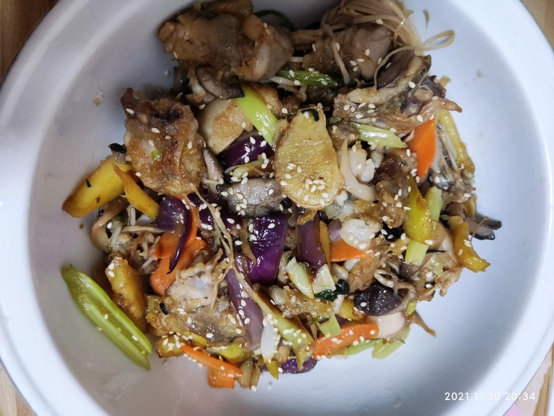不辣的爆炒牛蛙