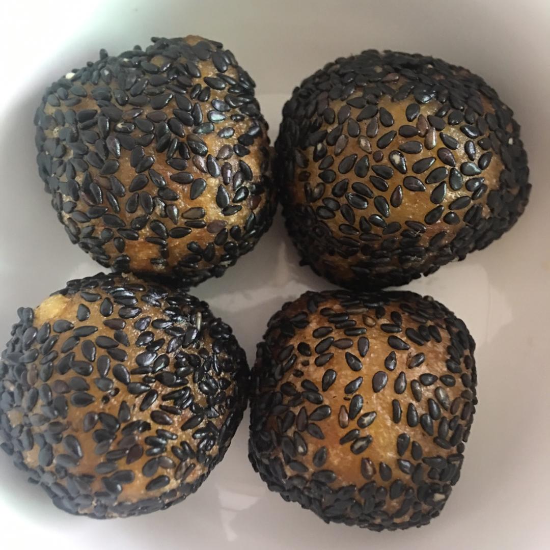 “南瓜芝麻球”聚餐必做小点心