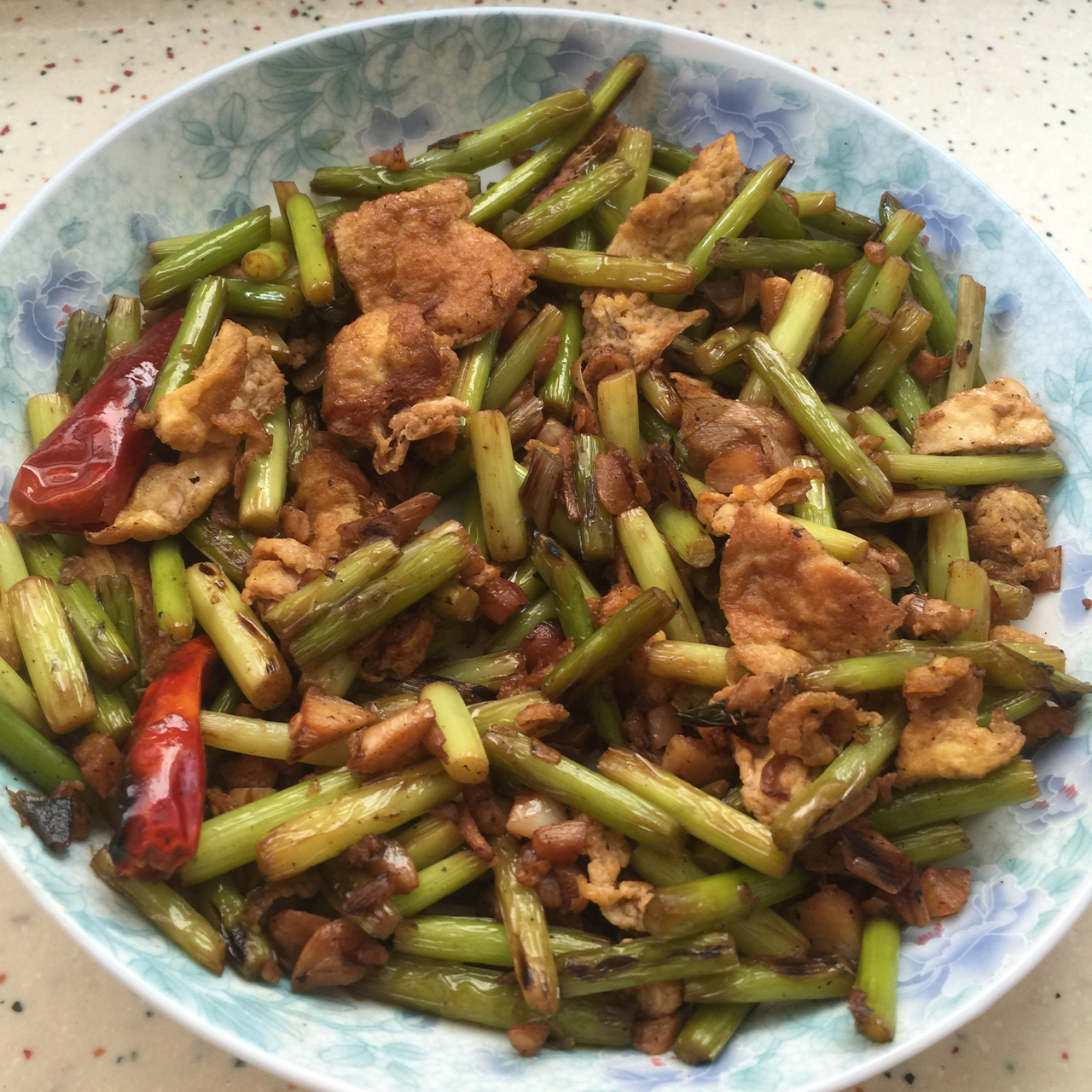 蒜薹炒鸡蛋