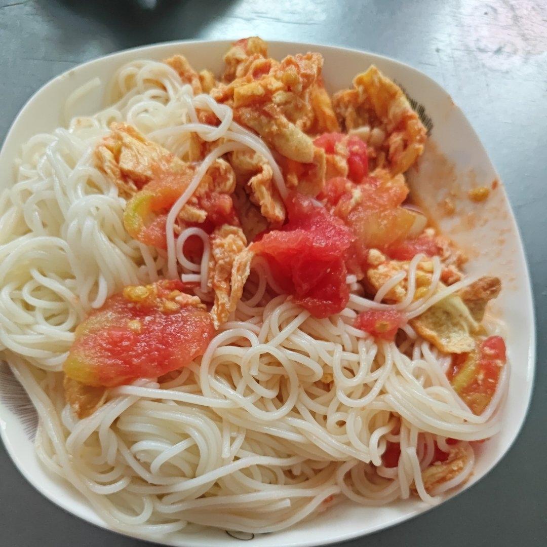 番茄鸡蛋拌面