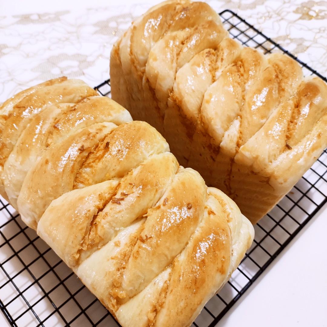 肉松马苏里拉吐司