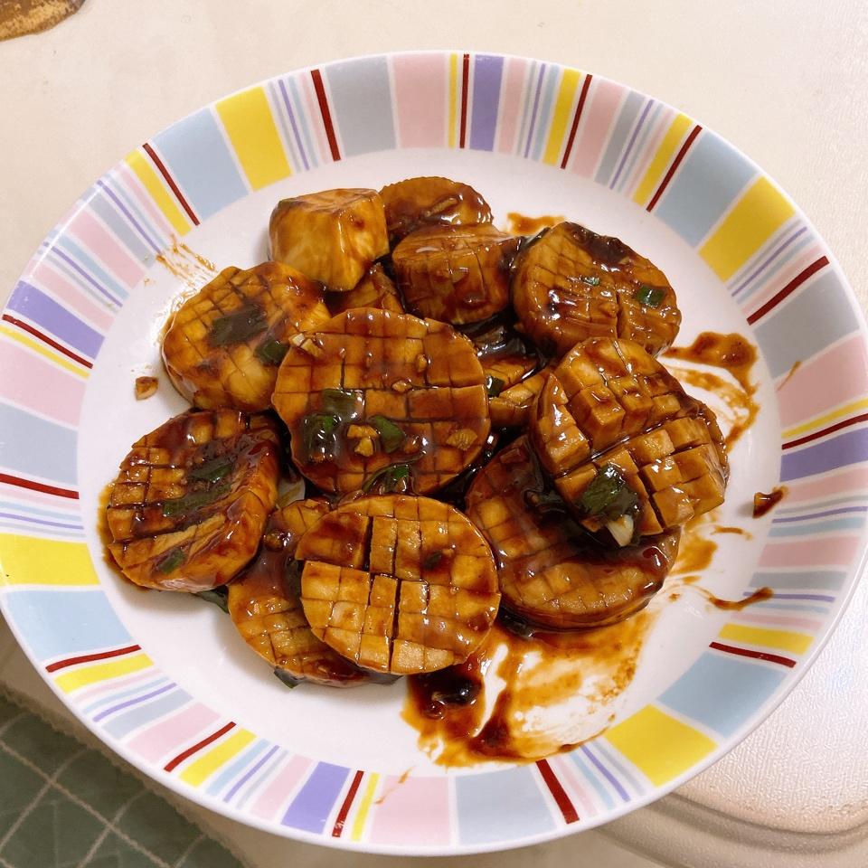 比肉还好吃的酱汁杏鲍菇，拿肉也不换。