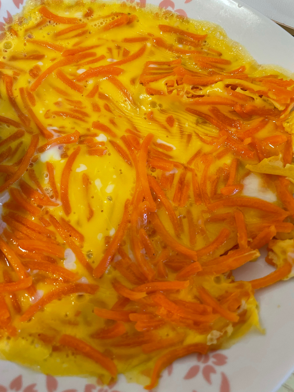 减脂餐-低脂无糖但香甜好吃的胡萝卜煎蛋