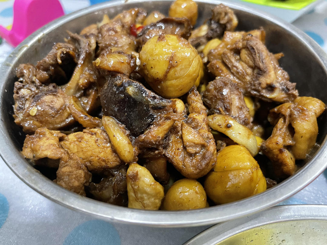 【栗子烧鸡】鸡肉都给你吃，栗子归我~