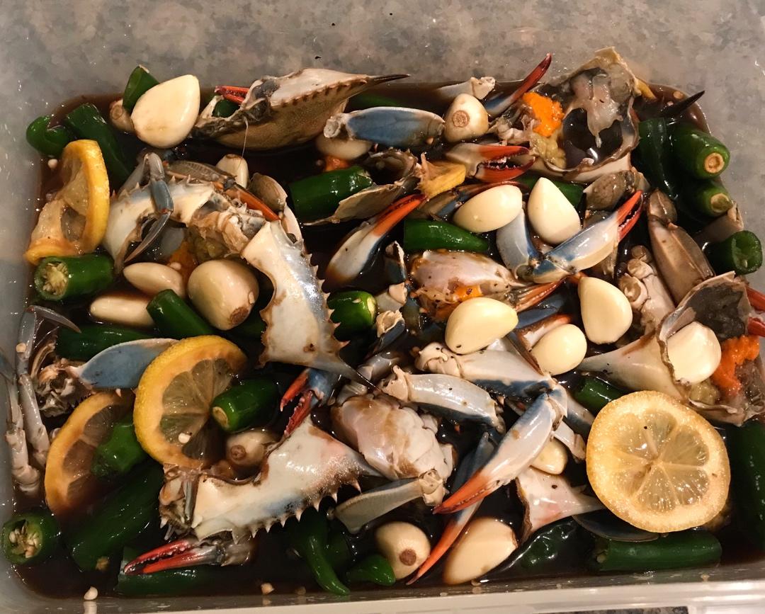 鲜甜的韩式生腌酱蟹 Gejang