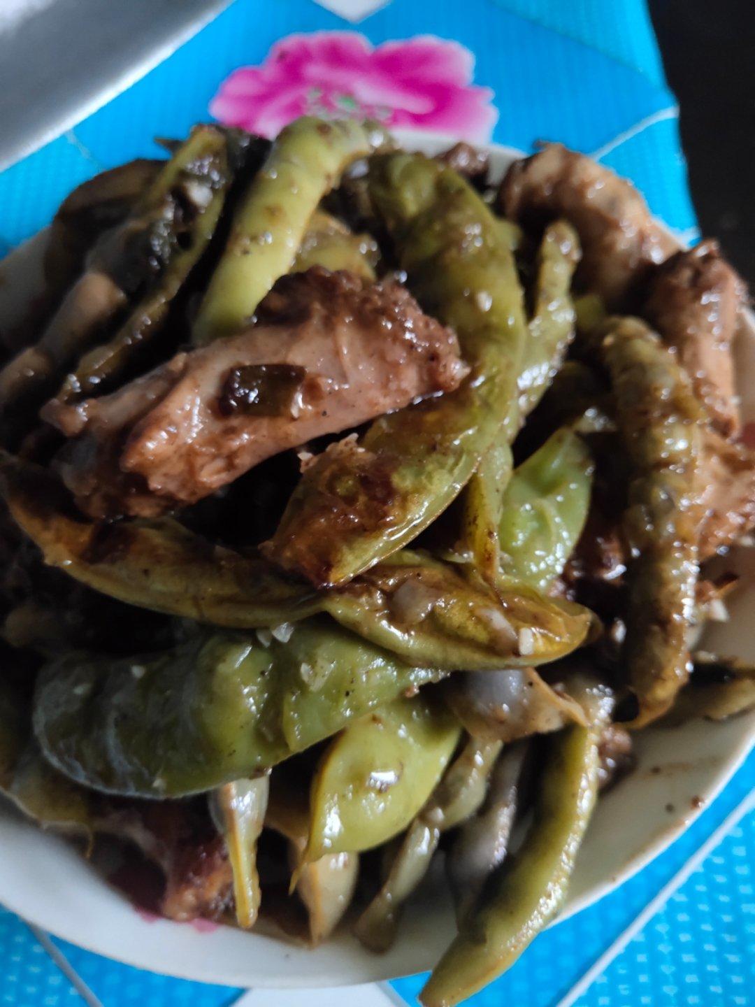 超简单的东北炖豆角