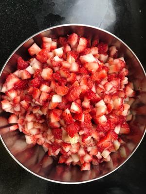 🍓草莓季的纯天然草莓酱🍓的做法 步骤2