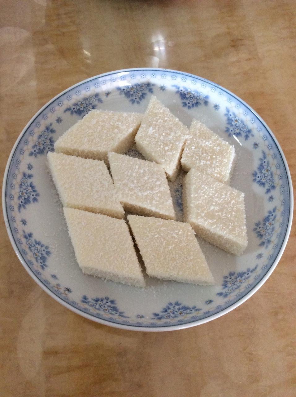 香浓椰汁糕 a欣_麻麻做的香浓椰汁糕 玉米淀粉(生粉),香浓椰浆,牛奶