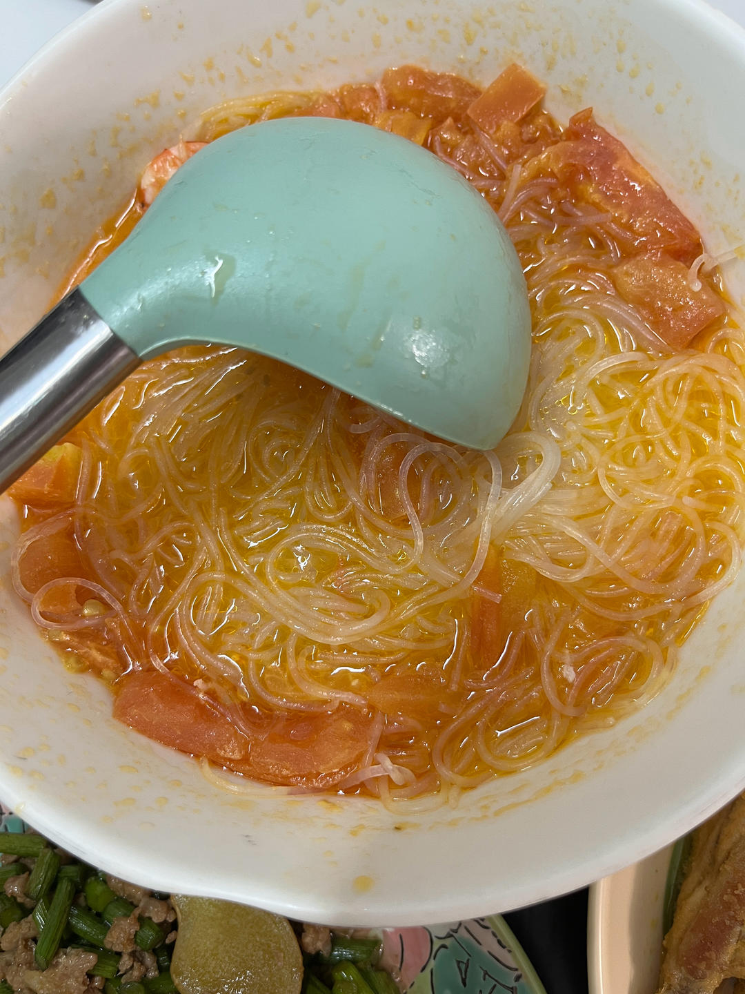 番茄虾滑粉丝煲