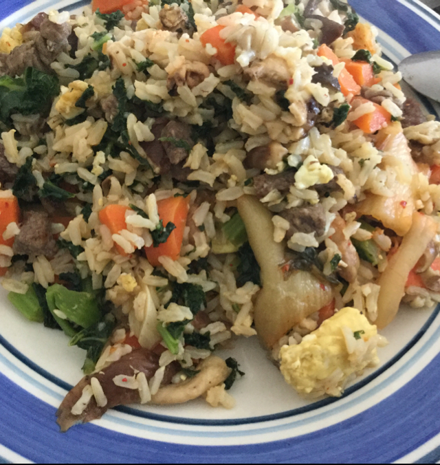 羽衣甘蓝牛肉炒饭