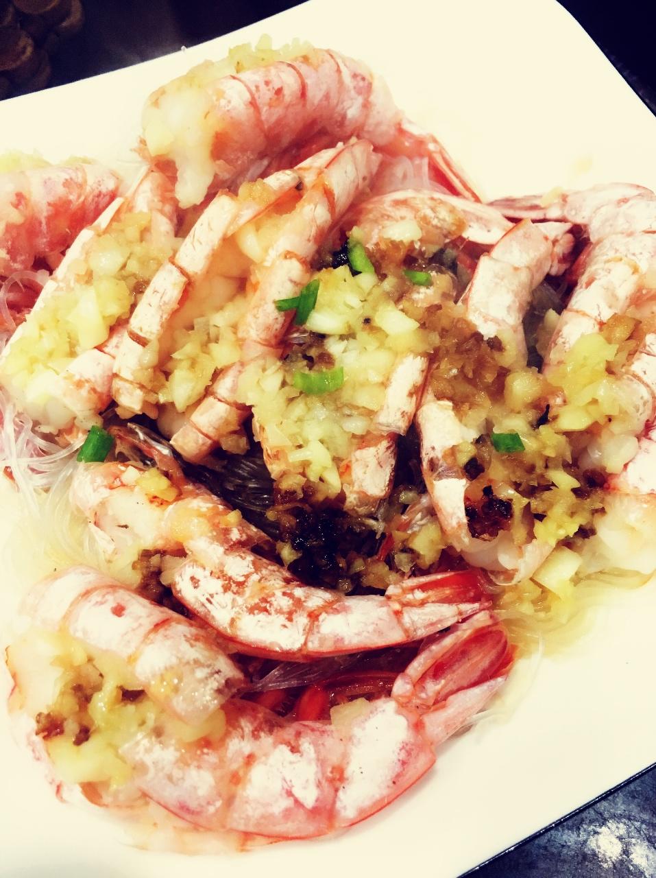 蒜蓉粉丝蒸大虾