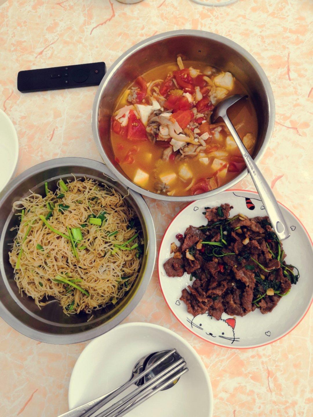 番茄金针菇巴沙鱼（龙利鱼）