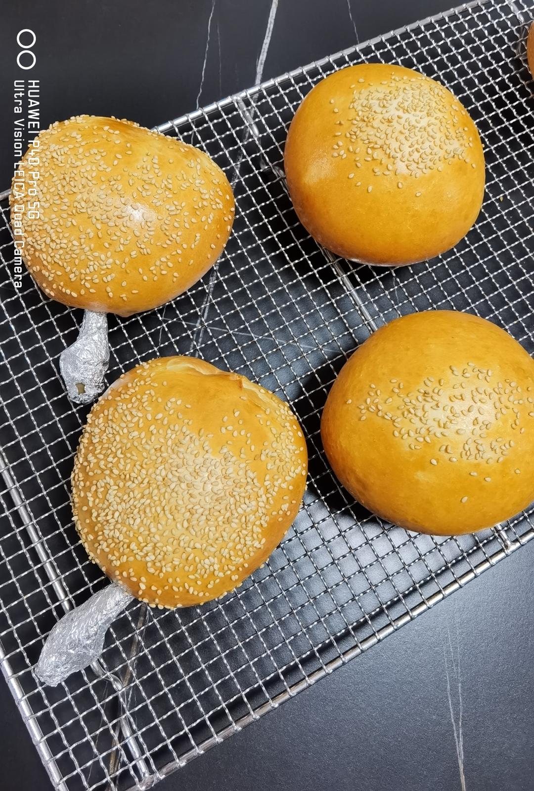 有一整只鸡腿🍗的鸡腿包