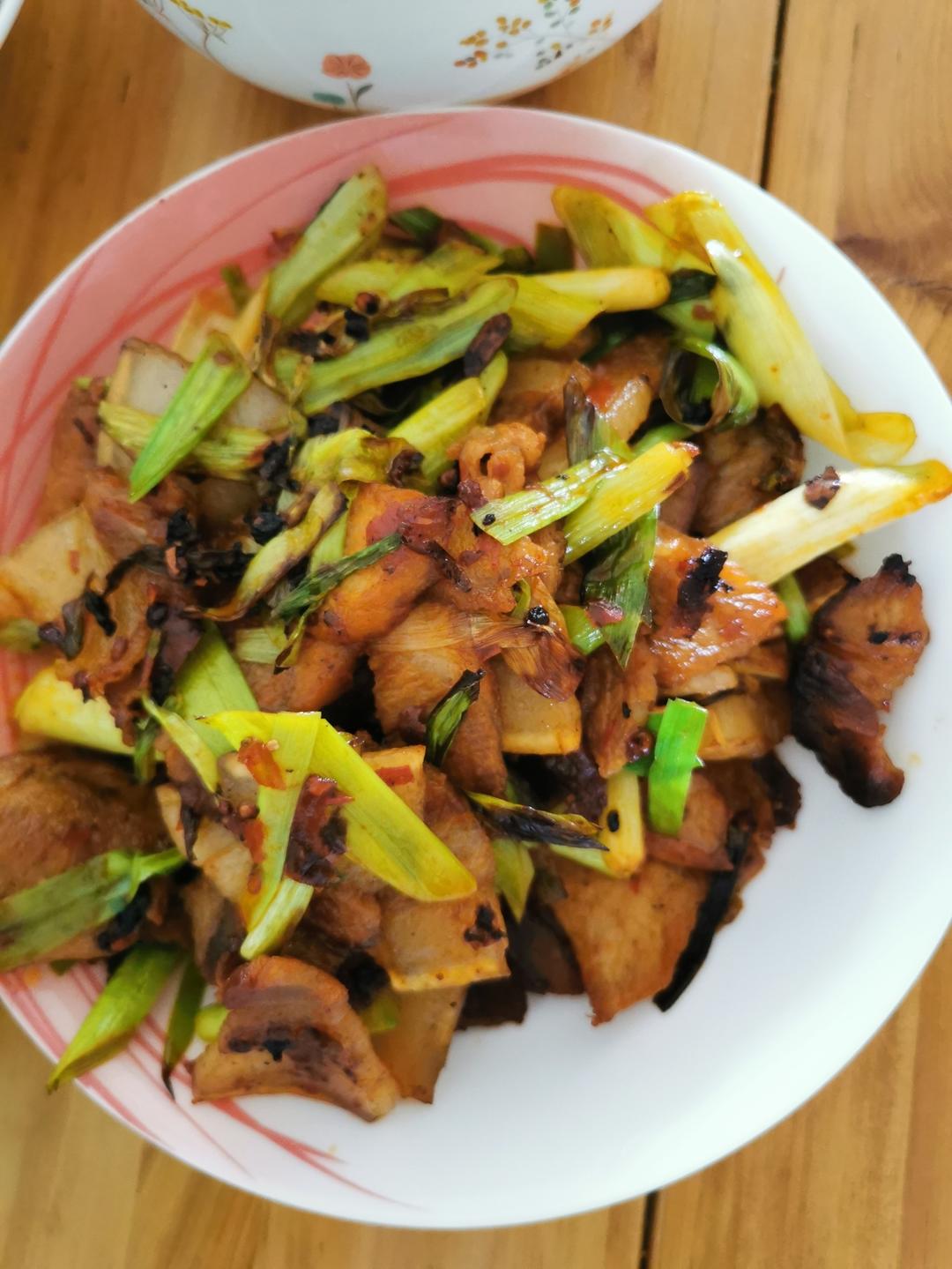 正宗回锅肉 隔壁大爷都被馋哭了