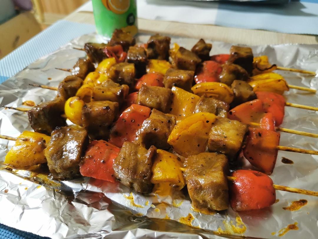 多彩牛肉串