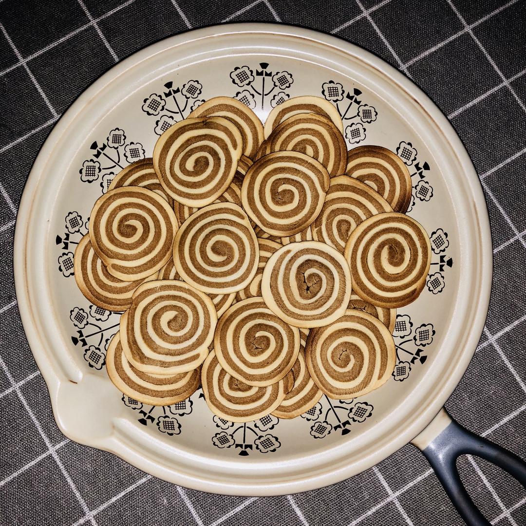 网红猫耳朵 嘎嘣脆 追剧小零食