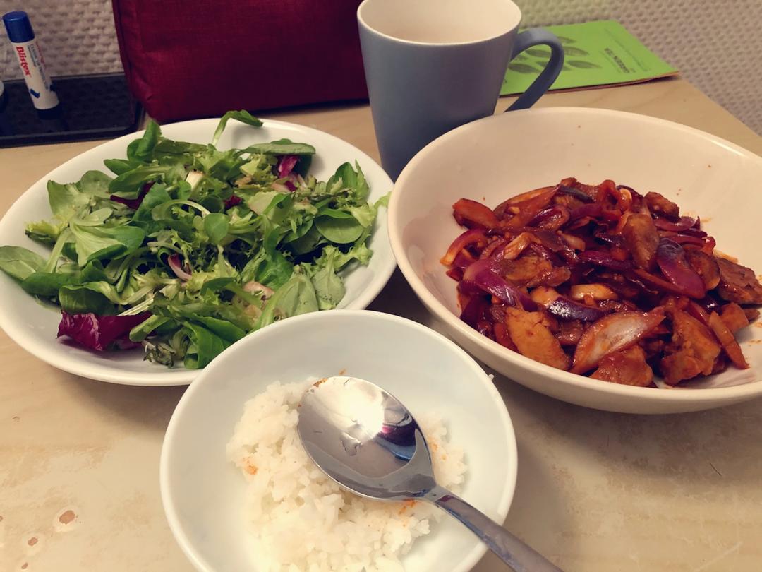 韩式辣酱炒五花肉（菜包饭）