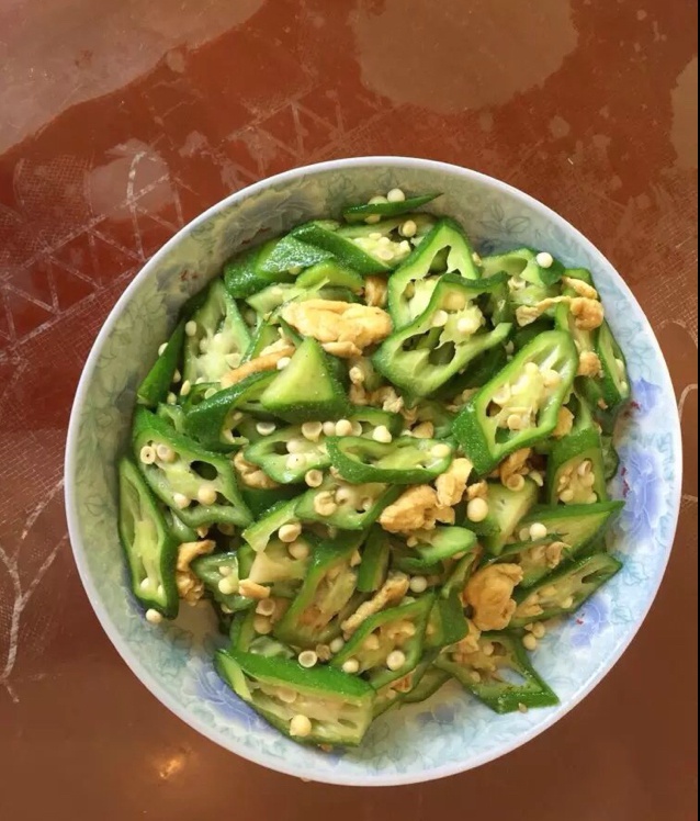 秋葵炒鸡蛋