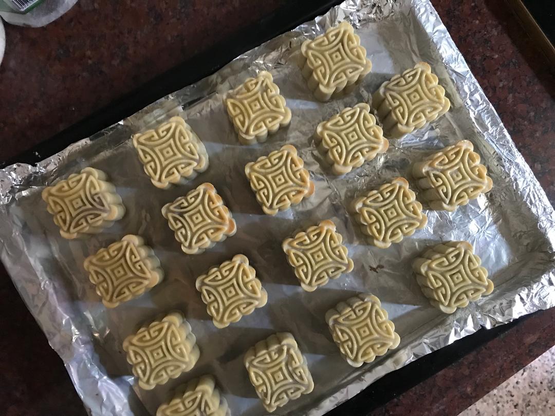 金沙奶黄月饼