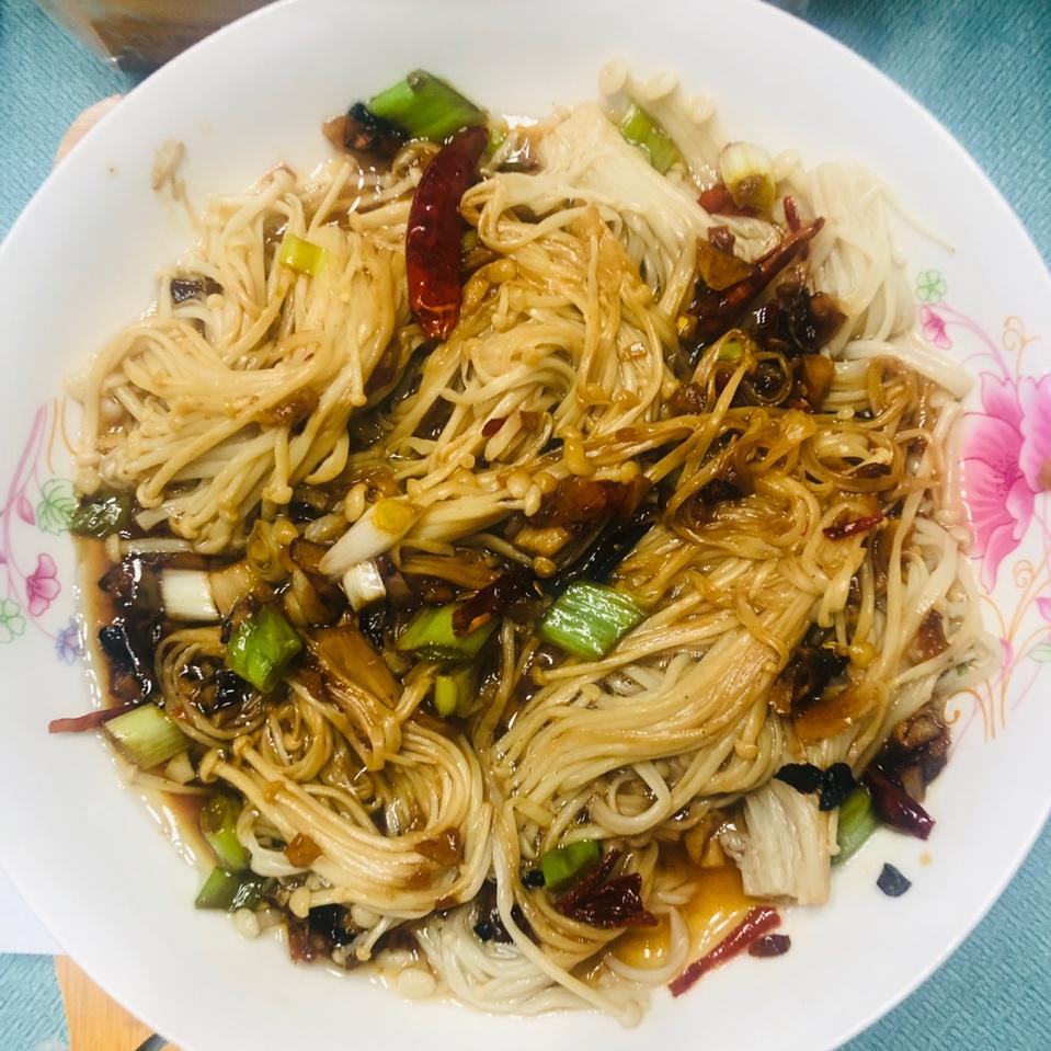 蒜蓉蒸金针菇
