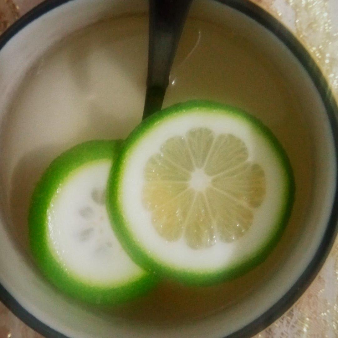 柠檬蜂蜜水