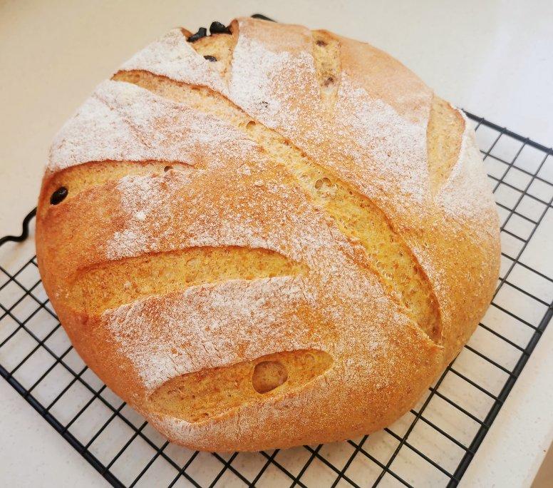 德国婆婆秘方·只多一料·香得上天的全麦核桃蔓越欧包