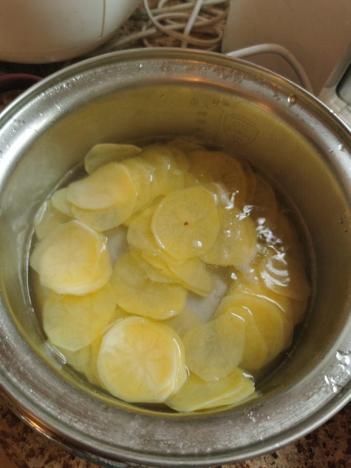 炸薯片（空气炸锅）的做法 步骤5