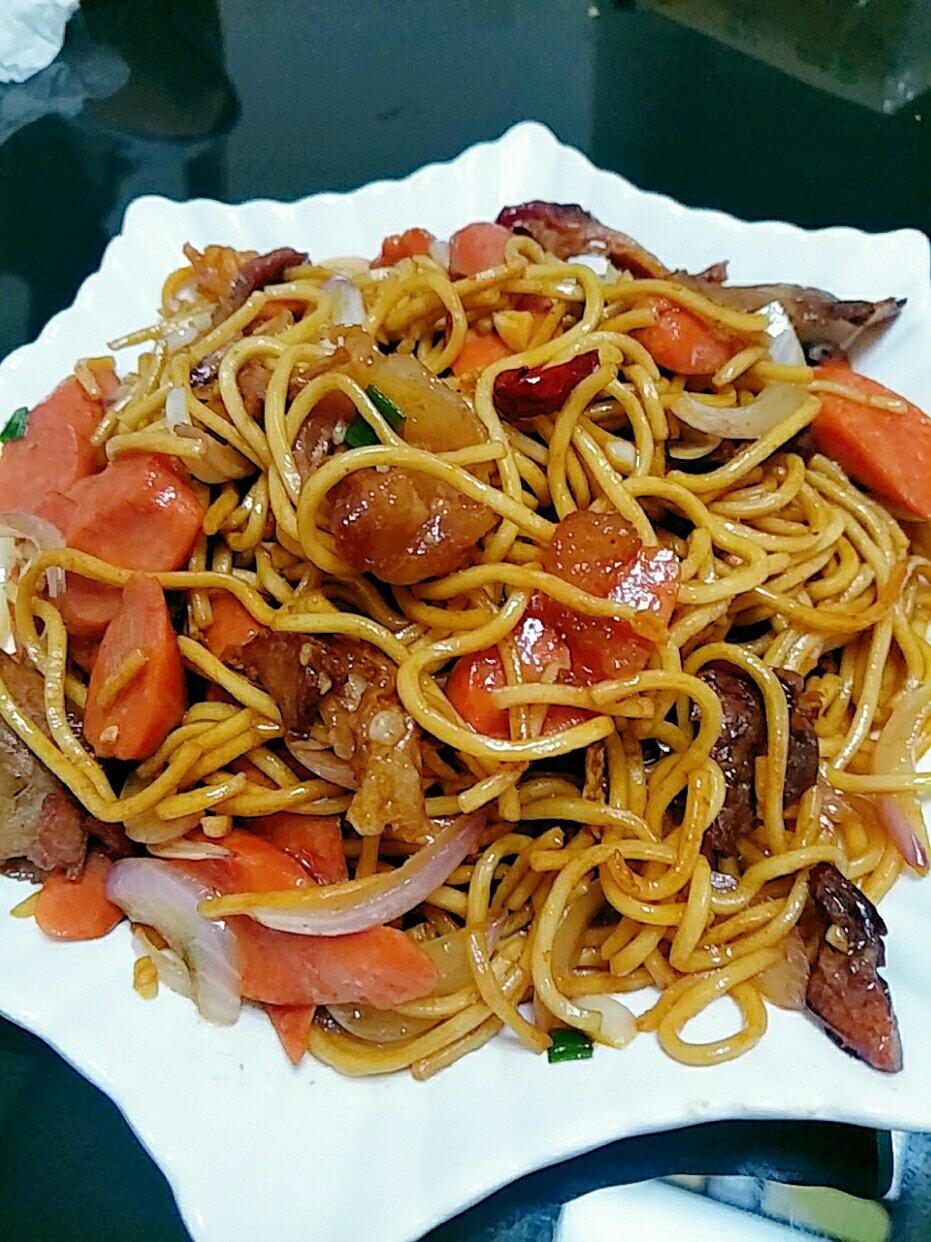特色牛肉炒面