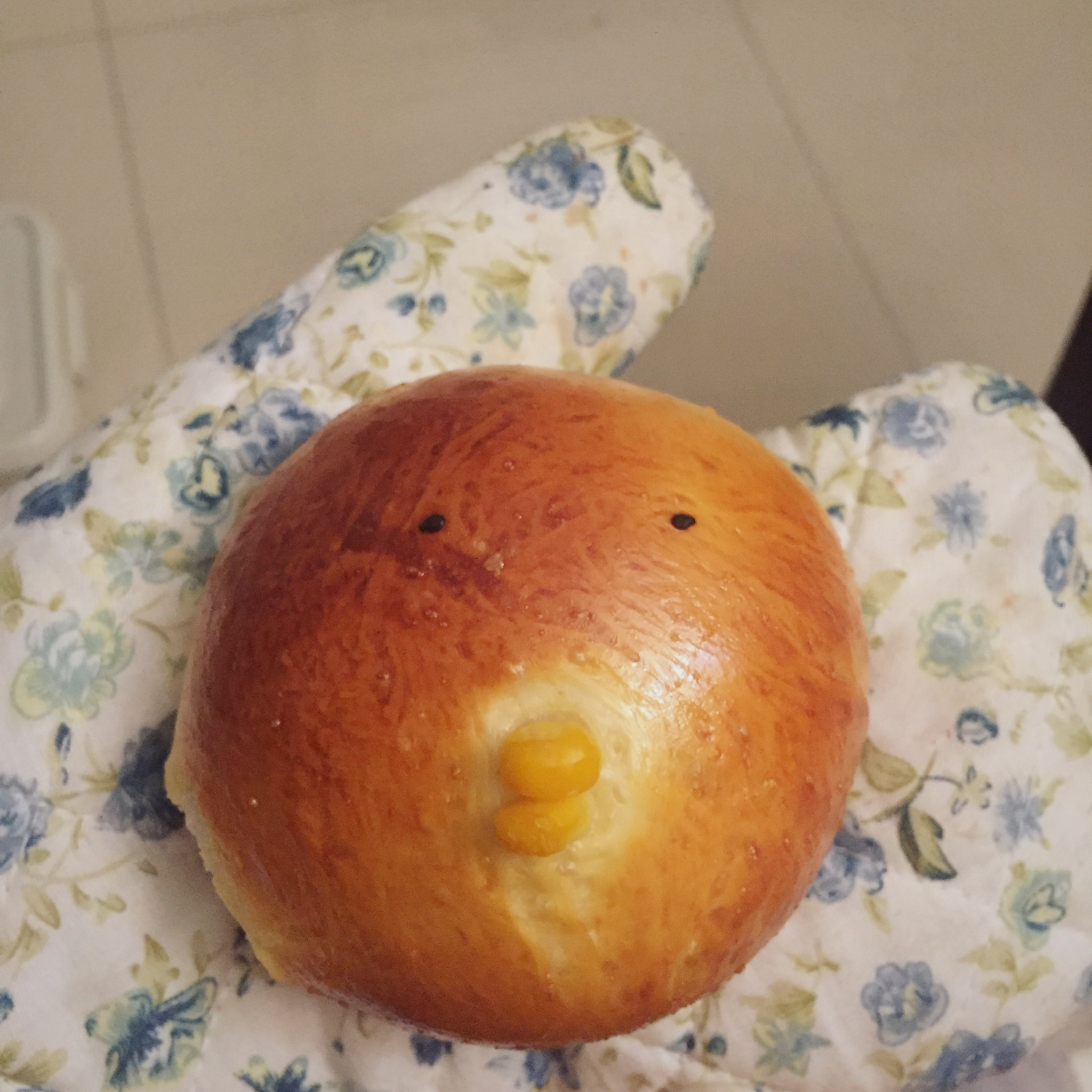 料足奶黄面包
