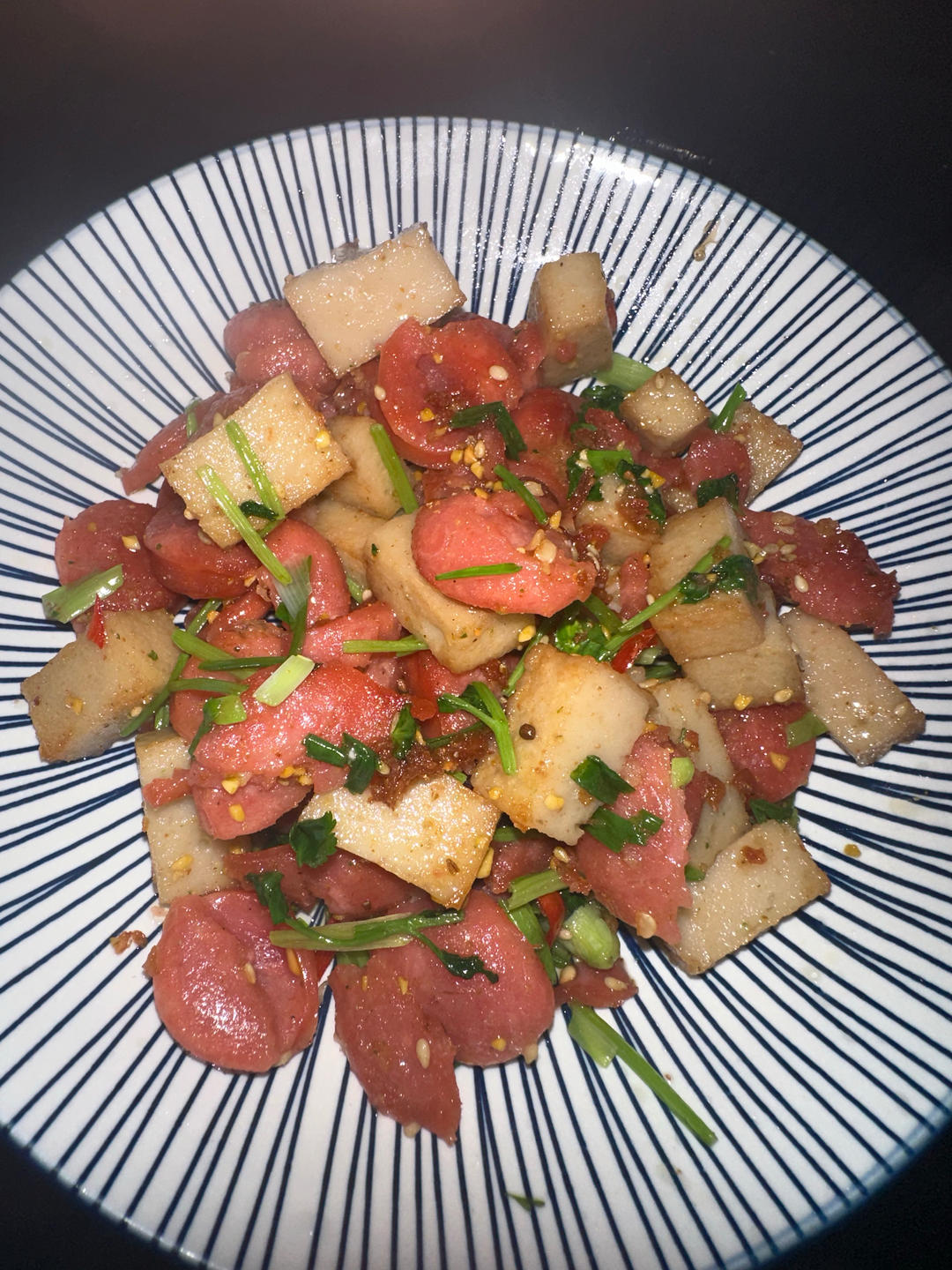 卷卷肠炒鱼豆腐