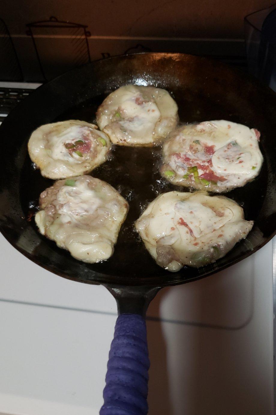 宫廷香酥牛肉饼