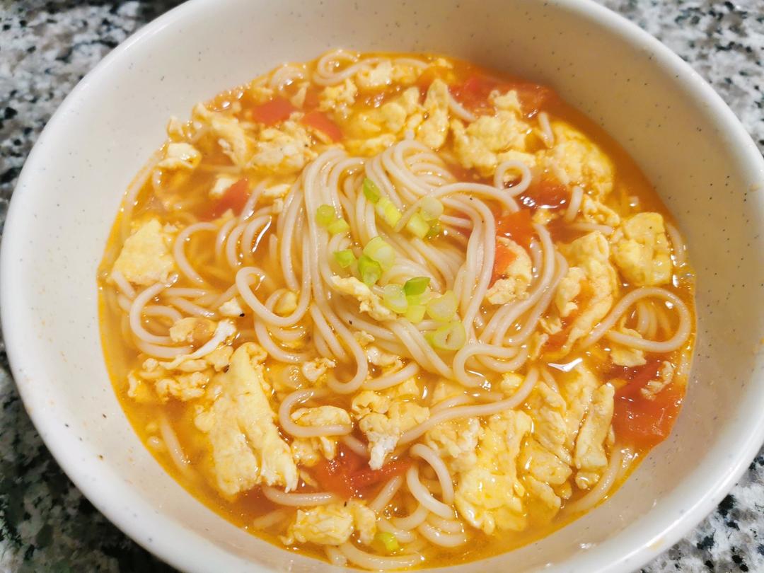 汤都要喝光的西红柿鸡蛋面