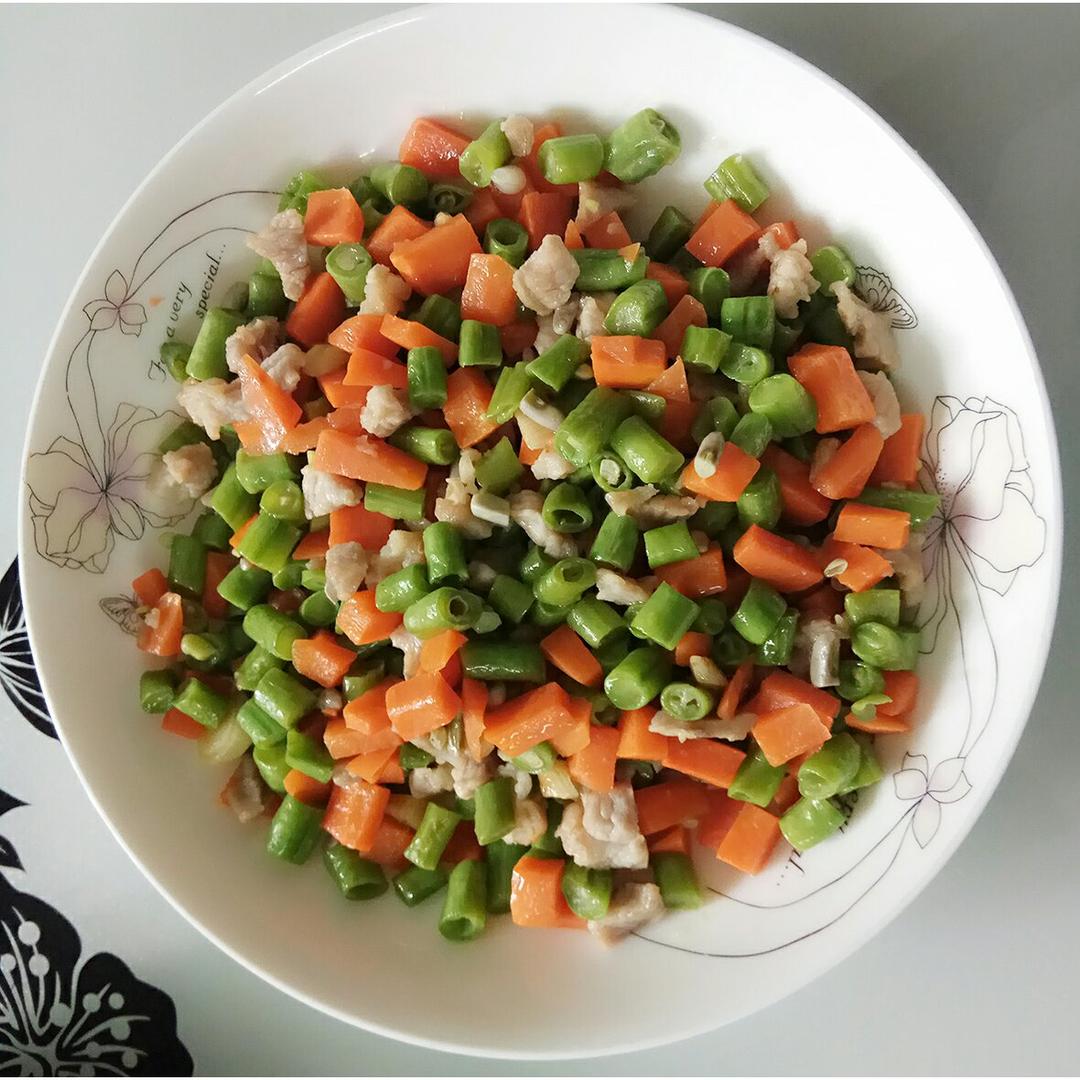 hill_tzcw做的豆角胡萝卜炒五花肉